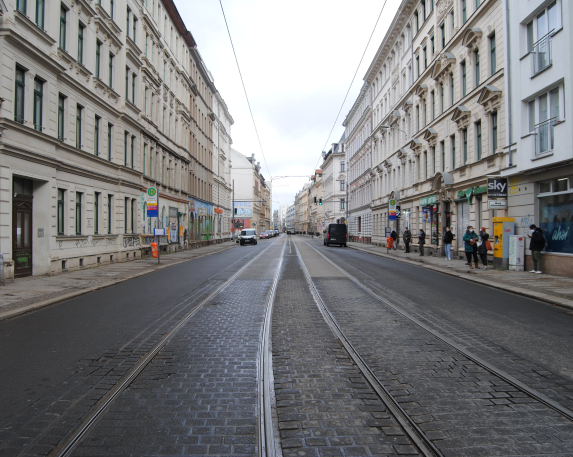 Der schmalste Abschnitt der Arthur-Hoffmann-Straße soll verkehrsberuhigt werden.