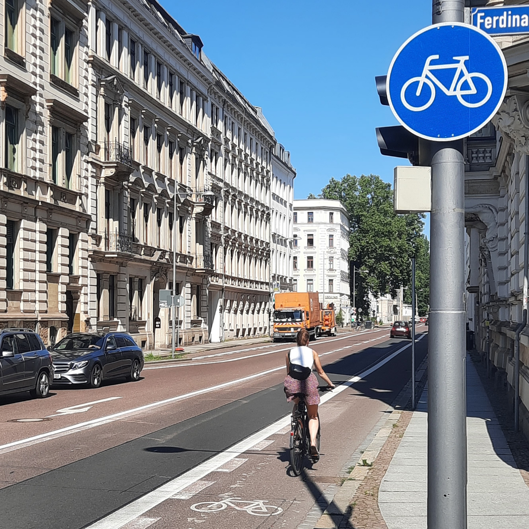 Die neuen Radfahrstreifen auf der Marschnerstraße.